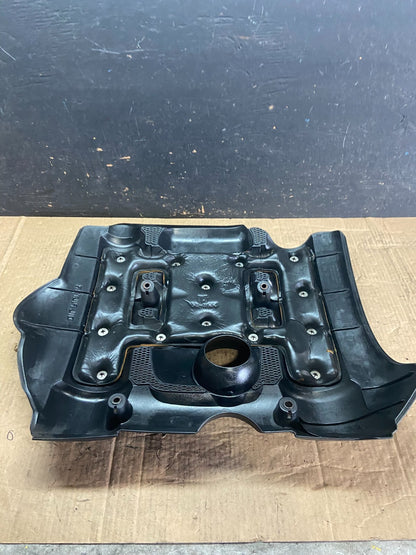 2006 to 2008 Kia Sedona V6 3.8L Engine Motor Cover O3286 PS4