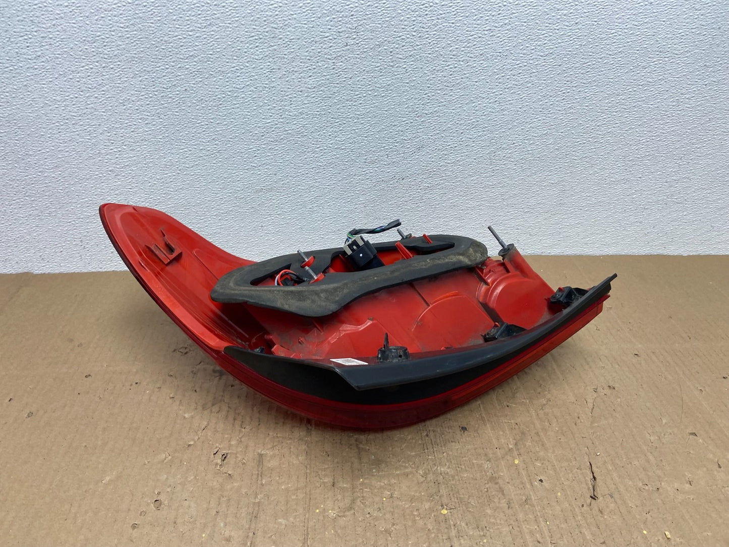 2013 to 2016 Buick Encore Left Driver LH Side Tail Light Oem AB8486  DG4