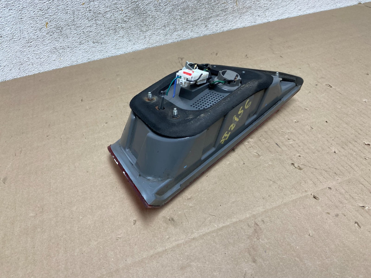 2009 to 2010 Hyundai Sonata Right Passenger Side Inner Tail Light ai2156 DG5