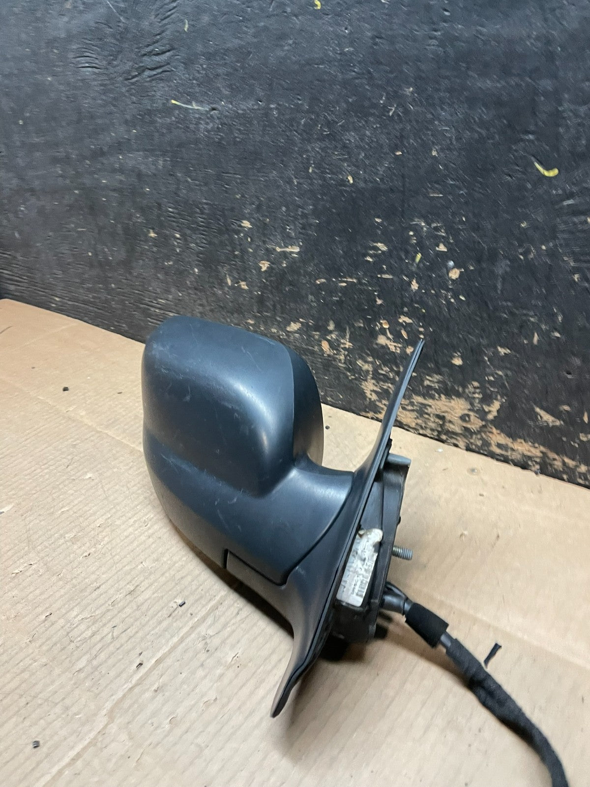 2003 to 2006 Volvo XC90 Right Passenger Side View Door Mirror Y1719 MS1