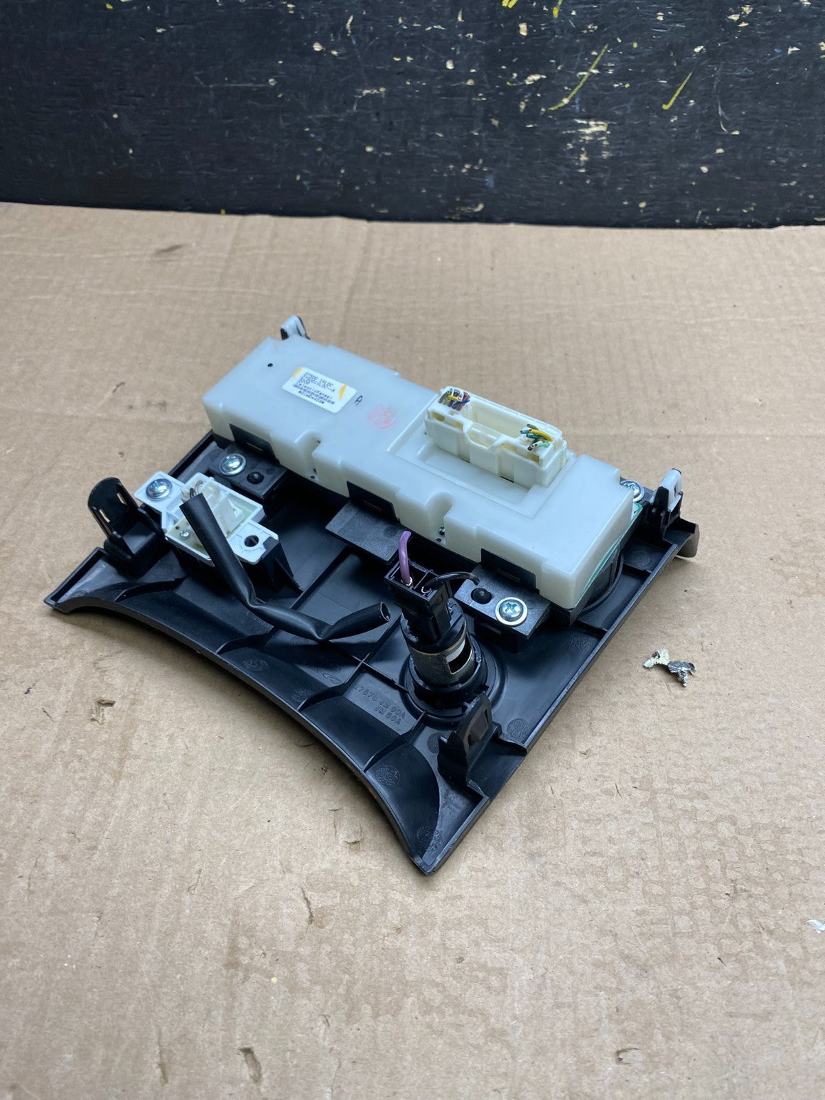 2011 to 2015 Nissan Rogue Heater Temperature AC Climate Control OEM y5319  DG3