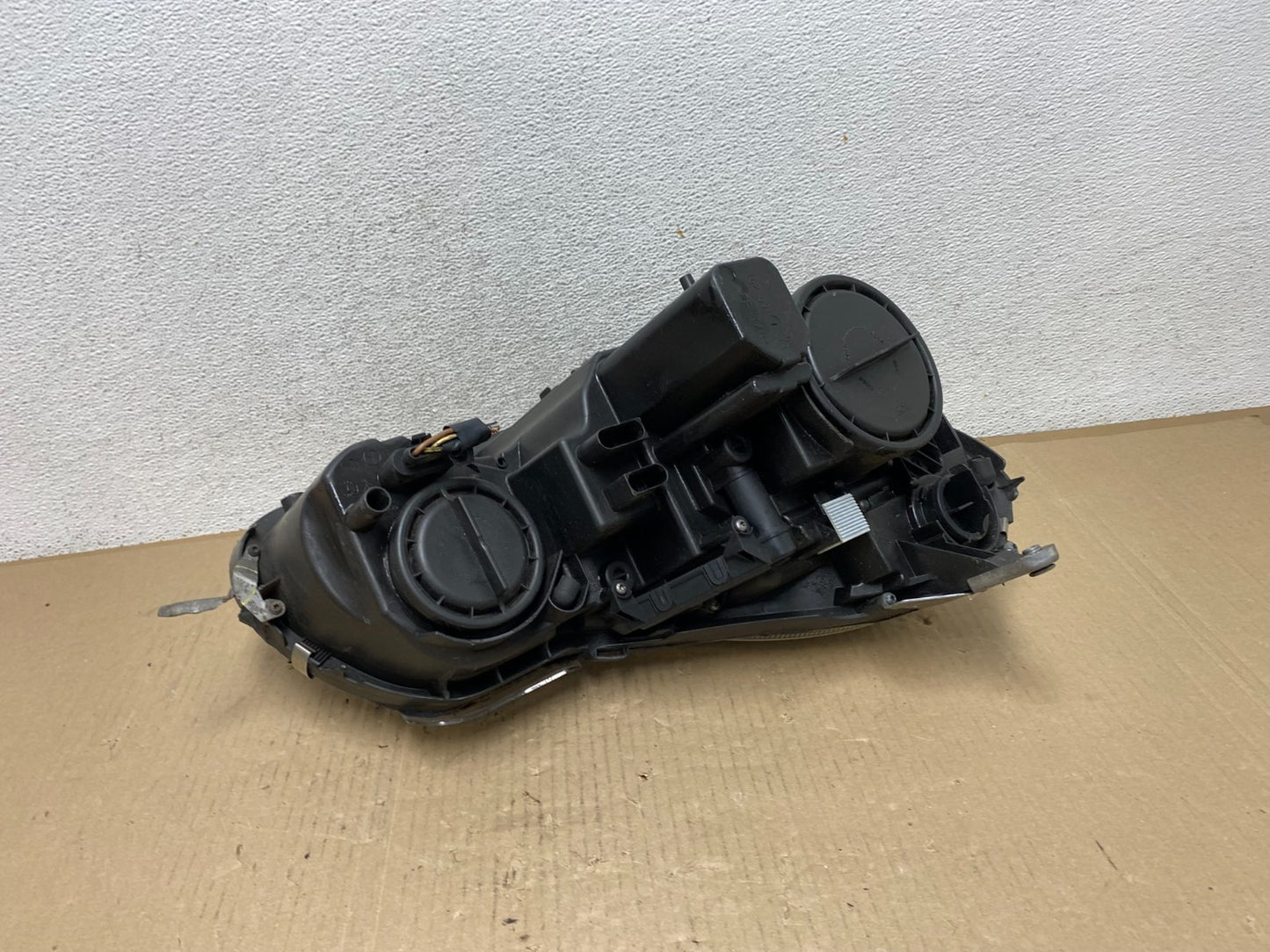 2007 2008 2009 Mercedes E Class Left Driver LH Halogen Headlight AF5858 DW4