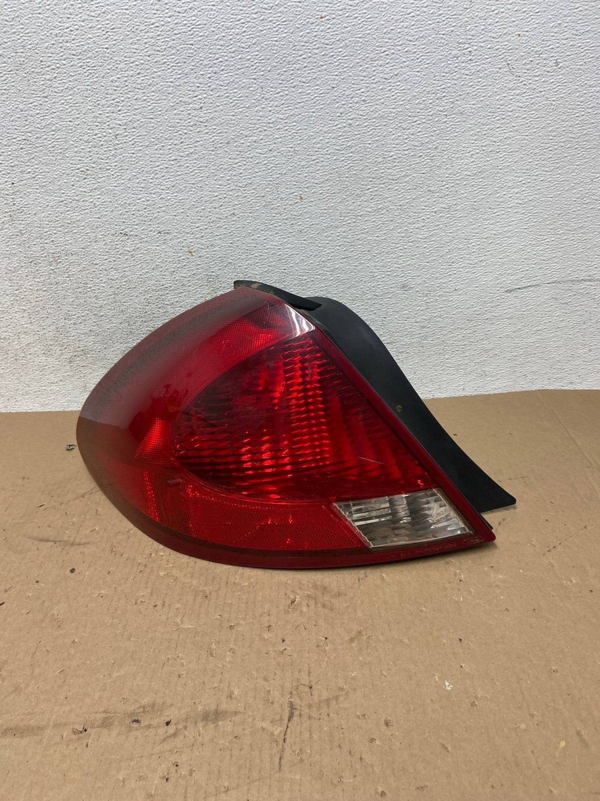 2000 2001 2002 2003 Ford Taurus Left Driver Lh Side Tail Light AD0