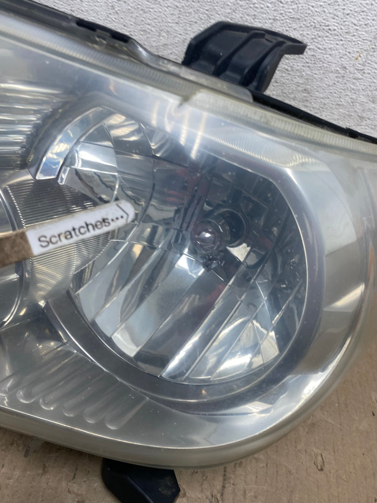 2007 to 2014 Toyota Sequoia Tundra Left Driver LH Headlight Halogen AE7125 LK3