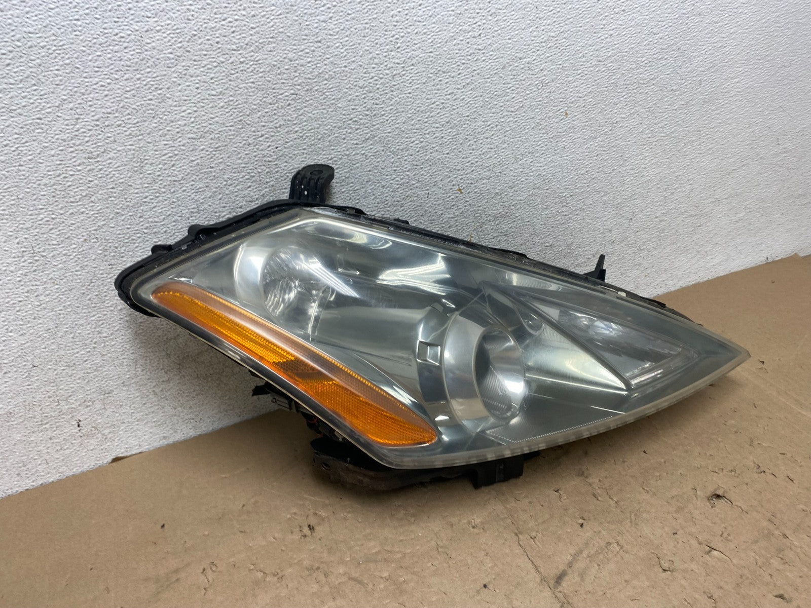 2003 to 2007 Nissan Murano Headlight Xenon HID Right Passenger AG5647 DW2