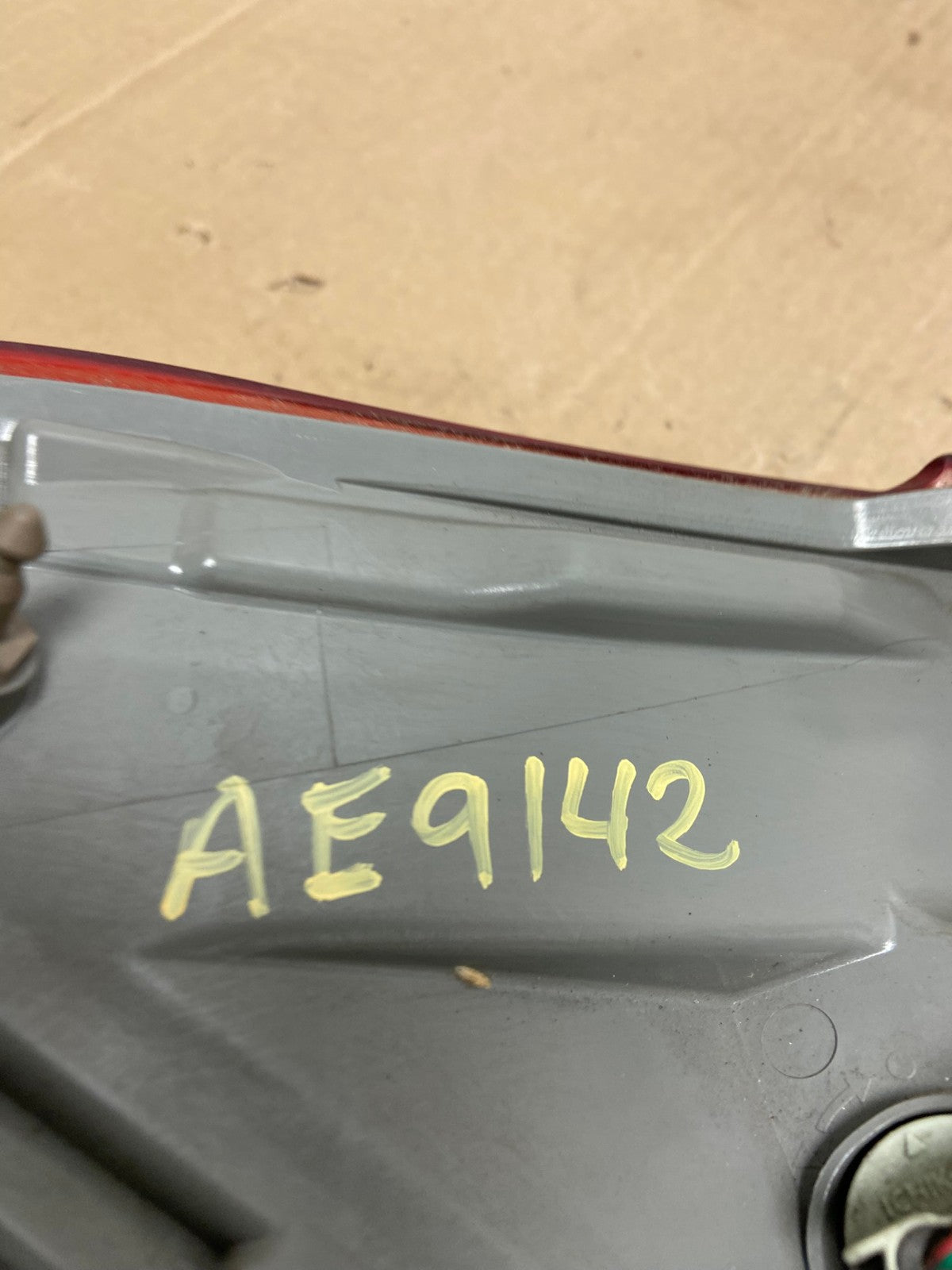2011 - 2014 Nissan Murano Right Passenger Side RH Tail Light AE9142 LK7