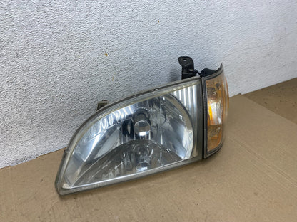 2001 2002 2003 Toyota Sienna Left Driver Lh Side Headlight Halogen AF5844 DW2
