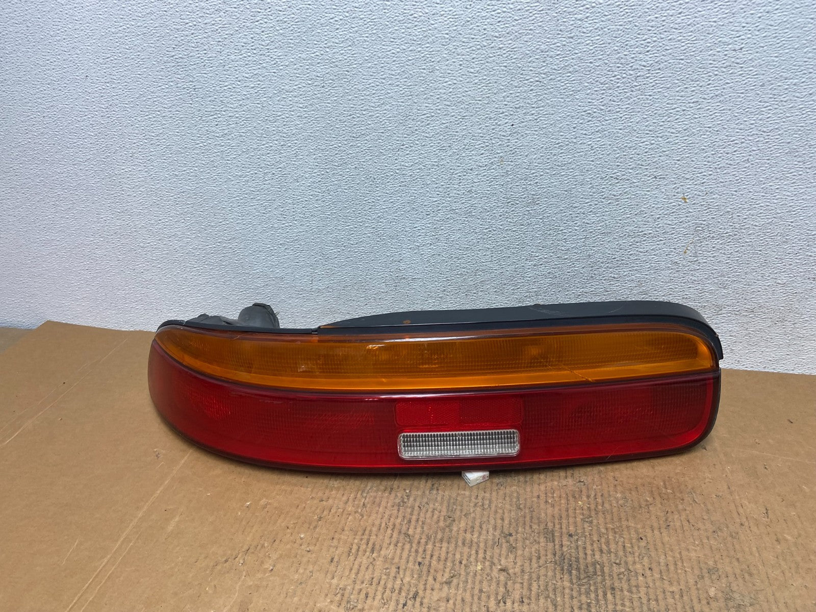 1992 - 1994 Lexus SC300 Left Driver LH Side Tail Light AE1480 DG0