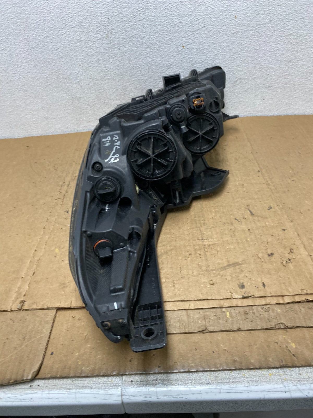 2015-2017 Hyundai Sonata Right Passenger RH Side Halogen Headlight AD0688 DW6