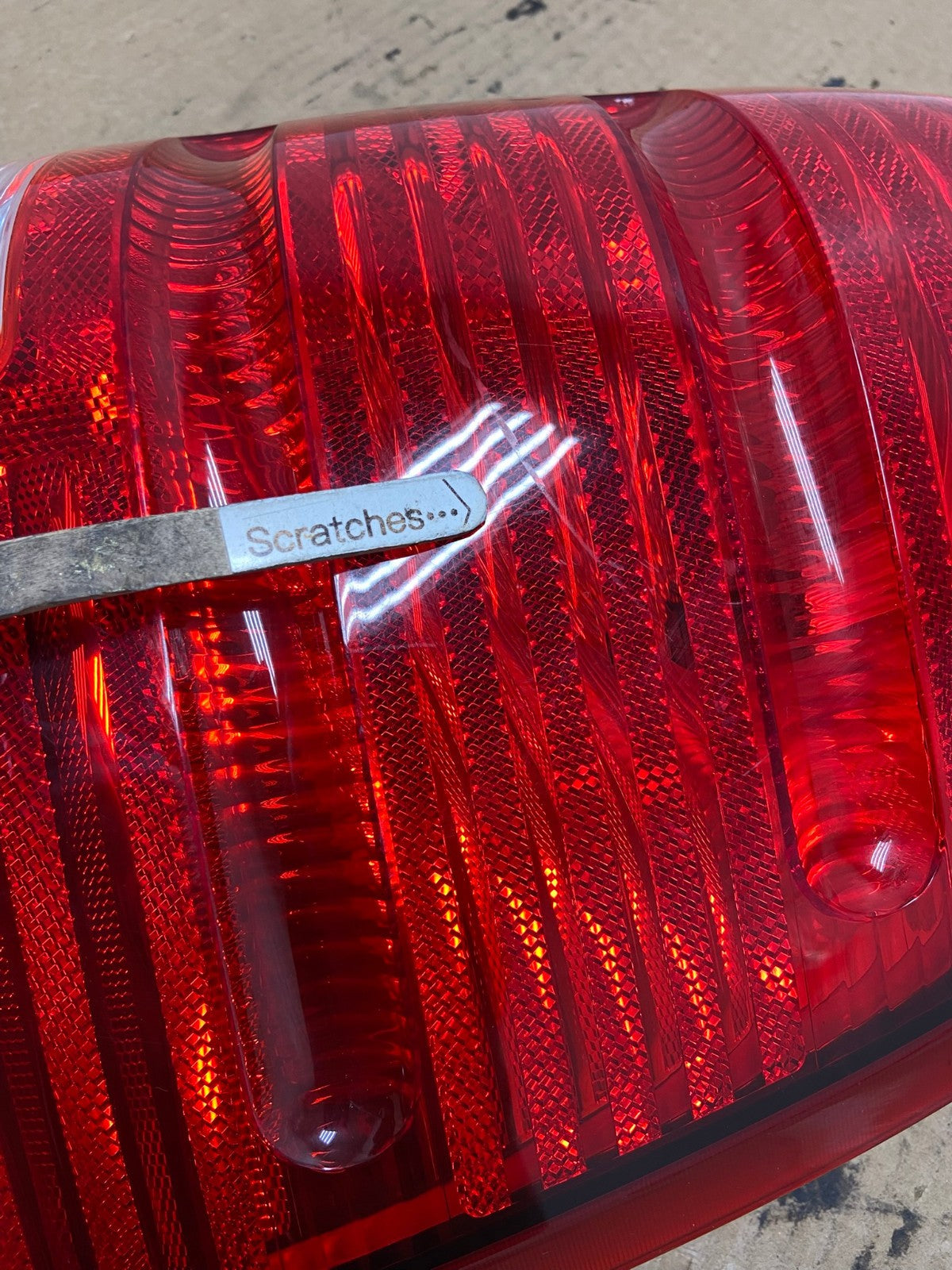 2002 to 2005 Ford Explorer Right Passenger Rh Side Tail light AG2271 LK3
