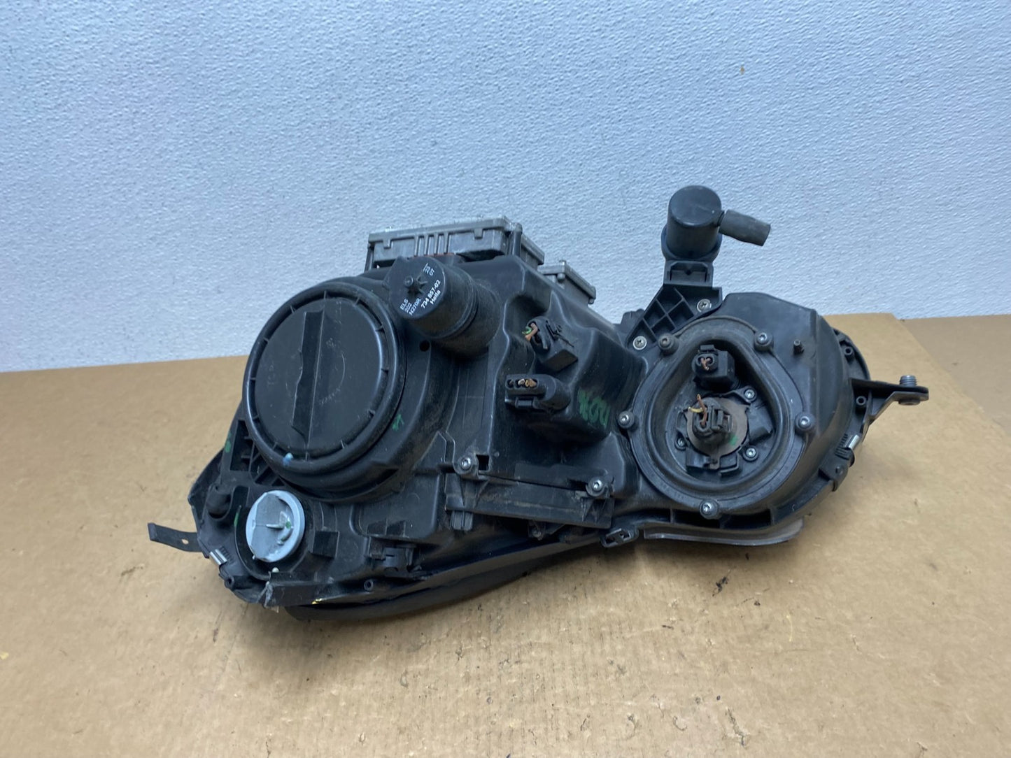 2003-2006 Mercedes E E320 E350 Class Right Passenger Xenon Headlight AC3287 DW5