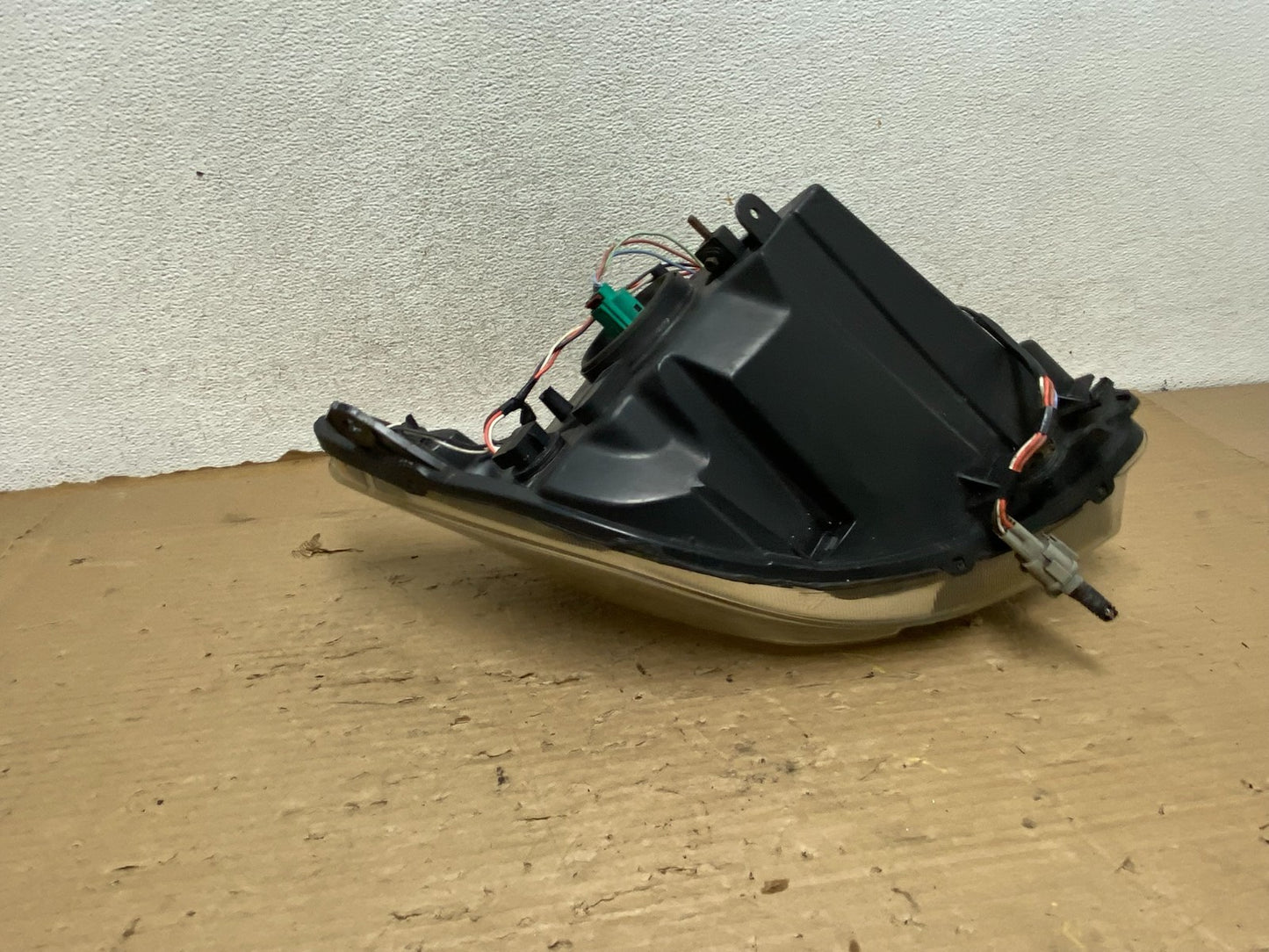 2010 2011 2012 Nissan Sentra Halogen Right Passenger Black Headlight AG8301 DW7