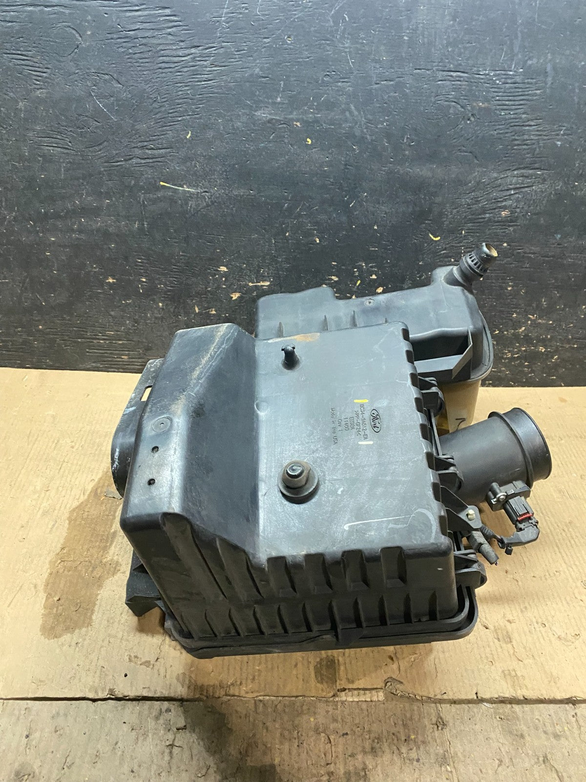 2011-2016 Ford F250 F350 Engine Coolant Reservoir Tank Air Cleaner Box X3175  DG4