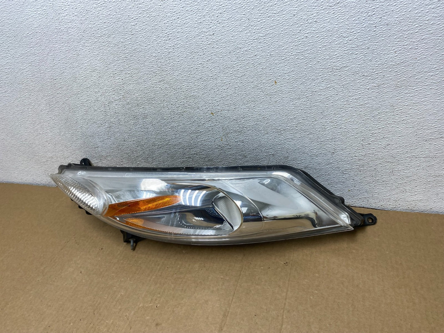 2011-2014 Nissan Juke Turn Signal Headlight Left Driver LH Halogen AG1995 DW1