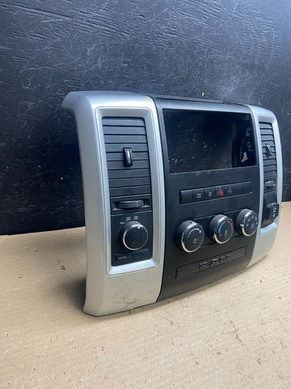 2009 to 2010 Dodge Ram 1500 Center Dash Radio Screen Climate Panel AH5338 DG4