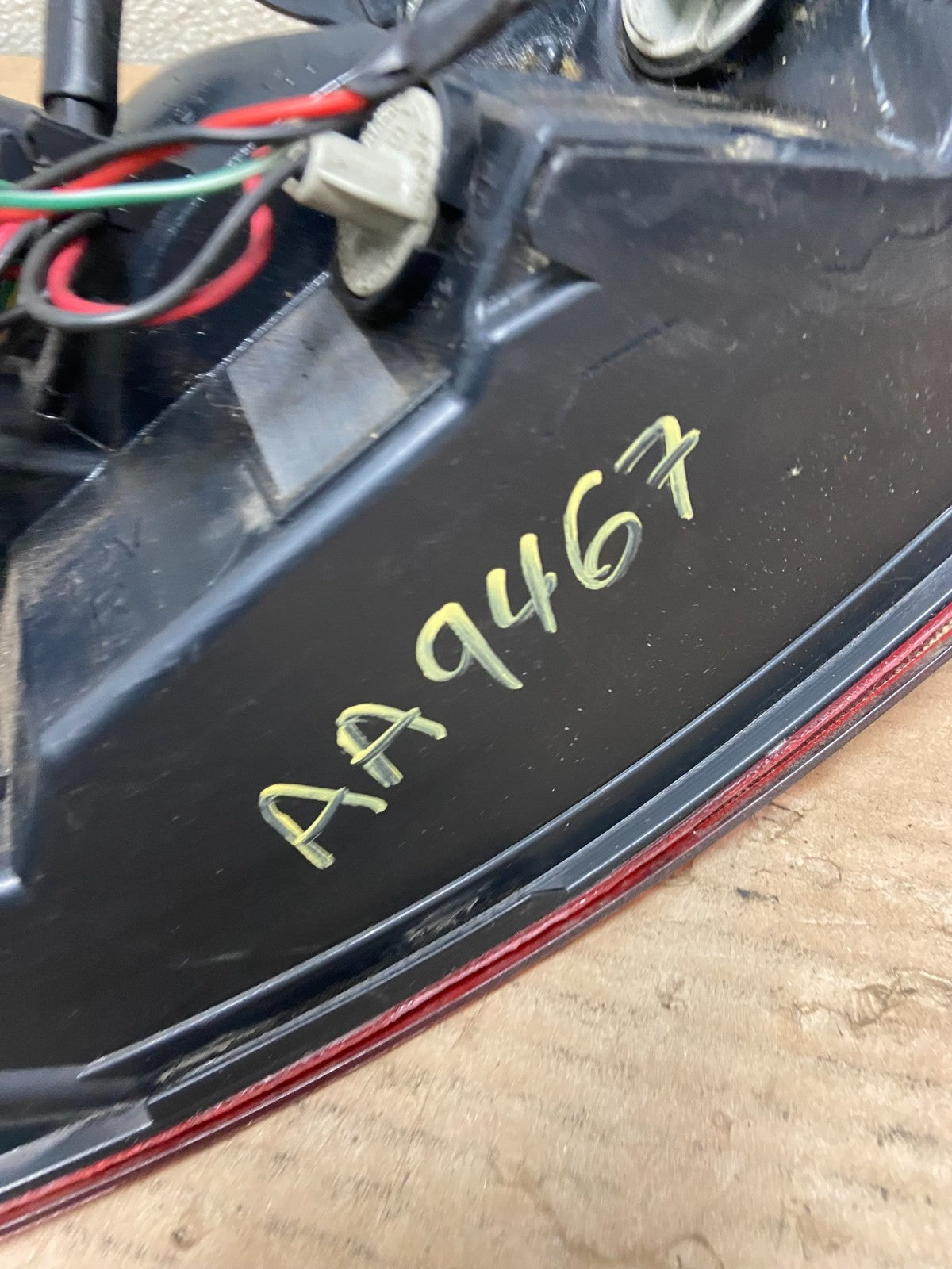 2009 2010 2011 Nissan Maxima Right Passenger RH Side Tail light OEM AA9467 LK6