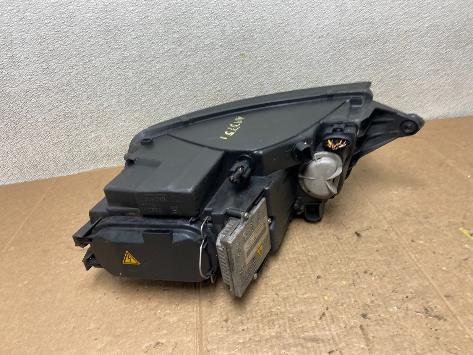 2000 to 2006 Audi TT Right Passenger RH Side Xenon HID Headlight Oem AA3751 DW4