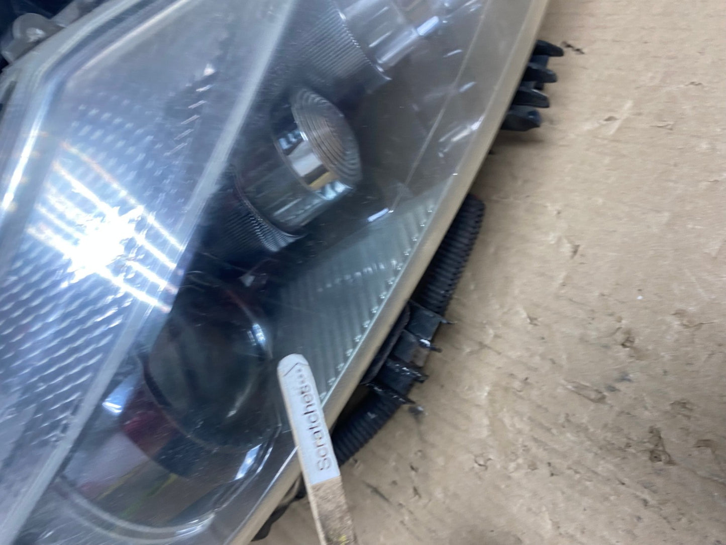 2011 to 2014 Nissan Murano Headlight Right Passenger Rh Xenon Hid AE7128 LK3