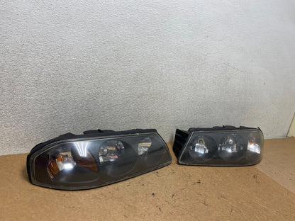 2000 to 2005 Chevrolet Impala Left+Right Set Headlights Halogen S7730 DW2