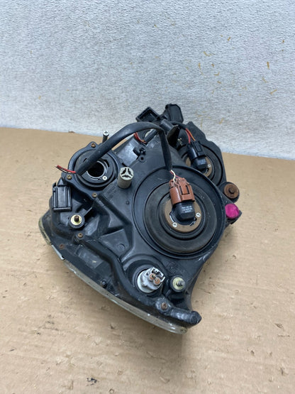 1999 to 2003 Lexus RX300 Right Passenger Headlight Halogen AI1033 DW7