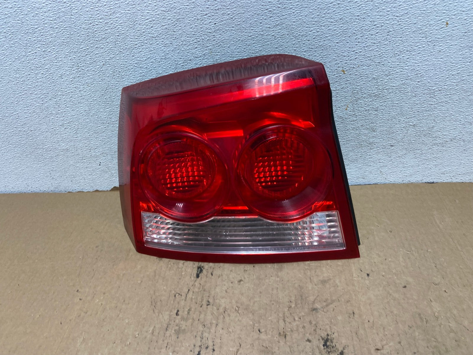 2009-2010 Dodge Charger Left Driver LH Side Tail Light AG2509 LK0