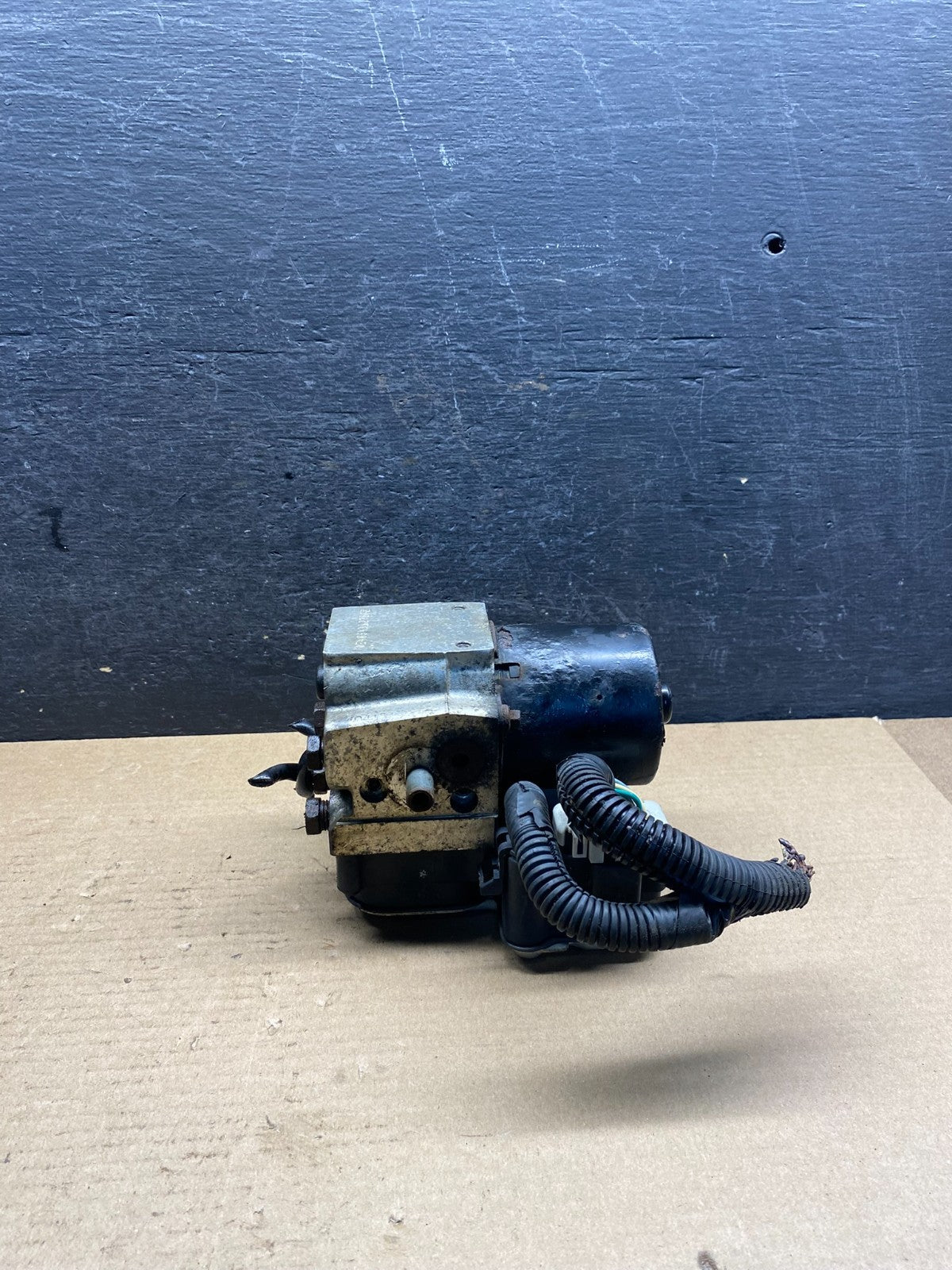 2004-2007 Chevrolet Express ABS Pump Control 13567136 Module AI7550 DG4