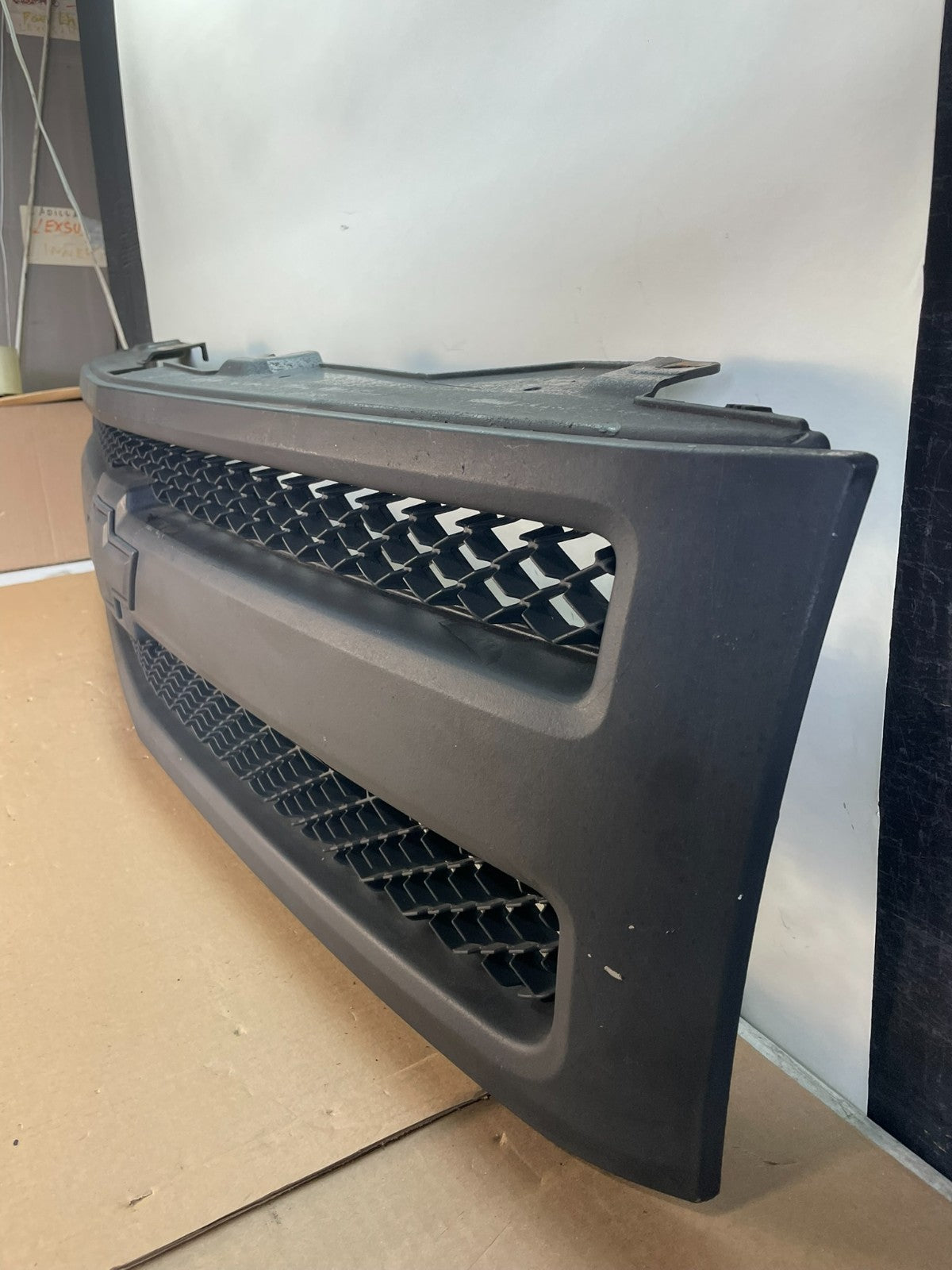 2007 to 2013 Chevrolet Silverado 1500 Front Chrome Grille Grill AI4216 DG1
