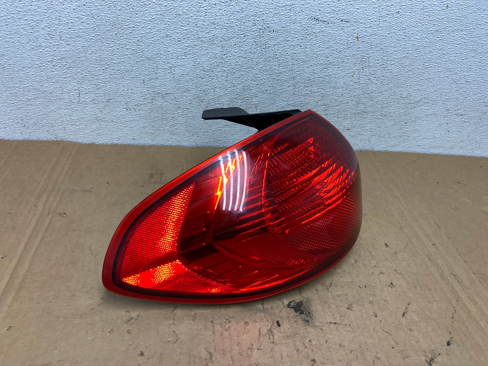 2008 to 2014 Subaru Tribeca Left Driver Lh Side Tail Light AD3100 LK2
