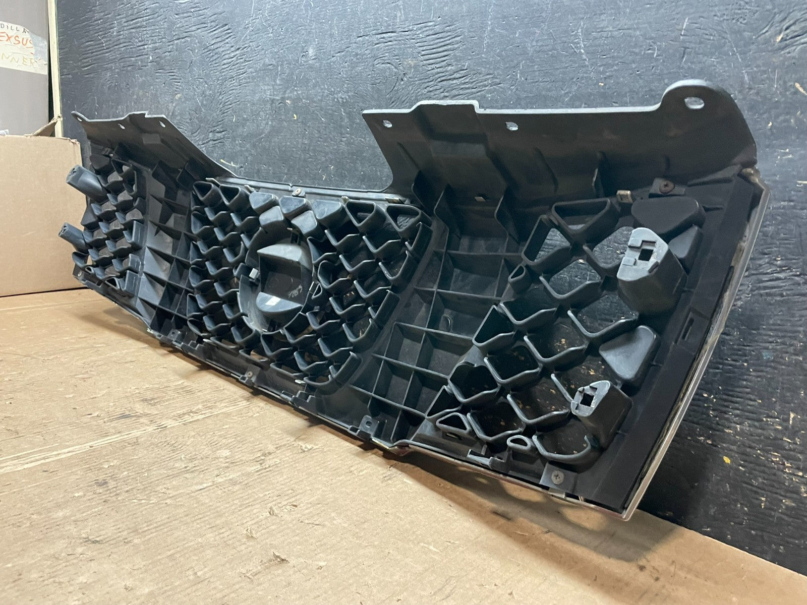 2005 2006 2007 Nissan Pathfinder Chrome Front Upper Grill Grille Oem Z5856 DG4
