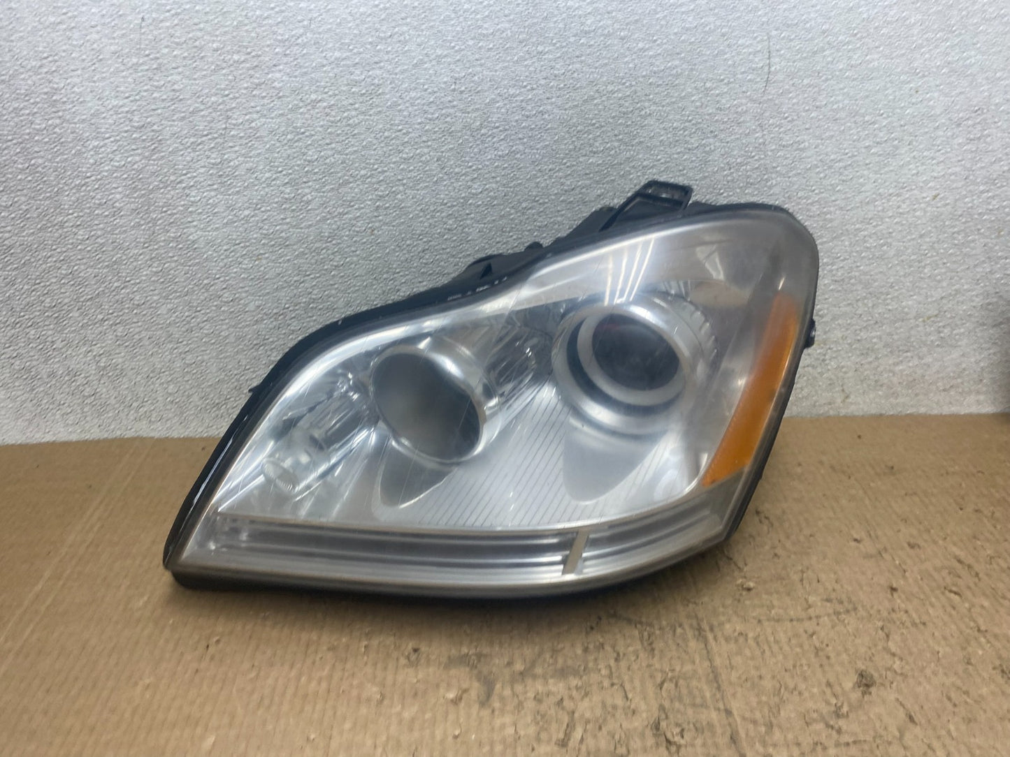 2007 to 2009 Mercedes GL-Class GL450 Headlight Left Driver LH OEM W7614 DW0
