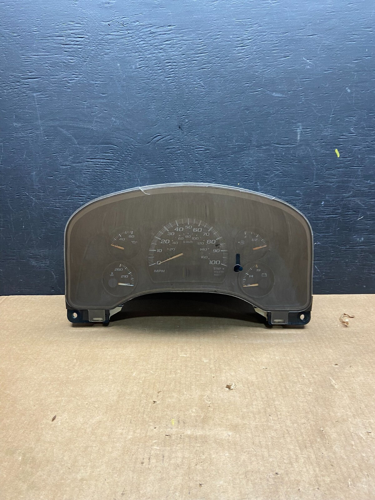 2004 to 2007 Chevrolet Express Speedometer Cluster Gauge 25759043 H7603 PS0