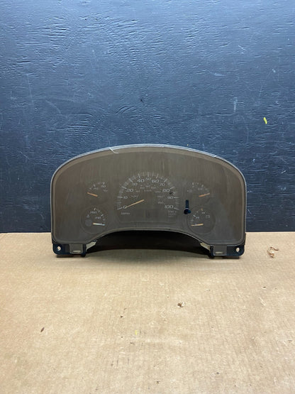 2004 to 2007 Chevrolet Express Speedometer Cluster Gauge 25759043 H7603 PS0