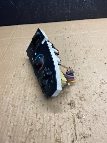 1997-2014 Ford Van Econoline E150 E250 Heater Climate Fan Control AB9781 DG2