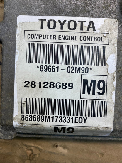 2009 to 2010 Toyota Corolla Engine Control Computer ECU PCM AD9587 DW2