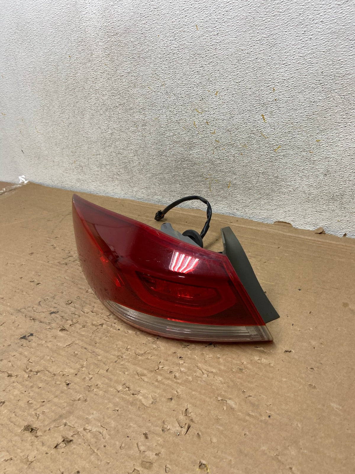 2017 to 2018 Hyundai Elantra Left Driver LH Side Tail Light AH9135 LK1