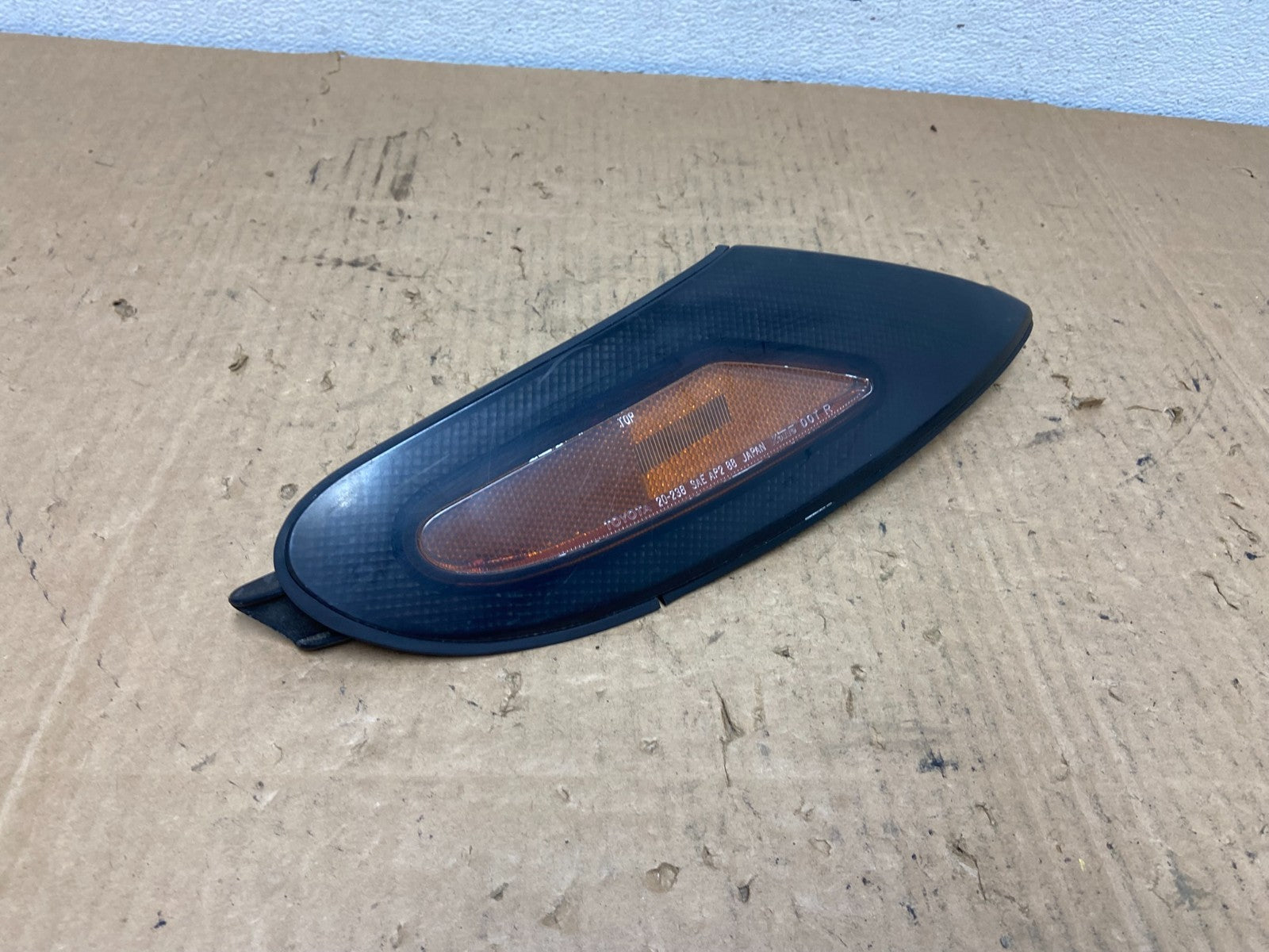 1990 - 1993 Toyota Celica Right Passenger RH Front Turn Park Signal AC8191 DG2