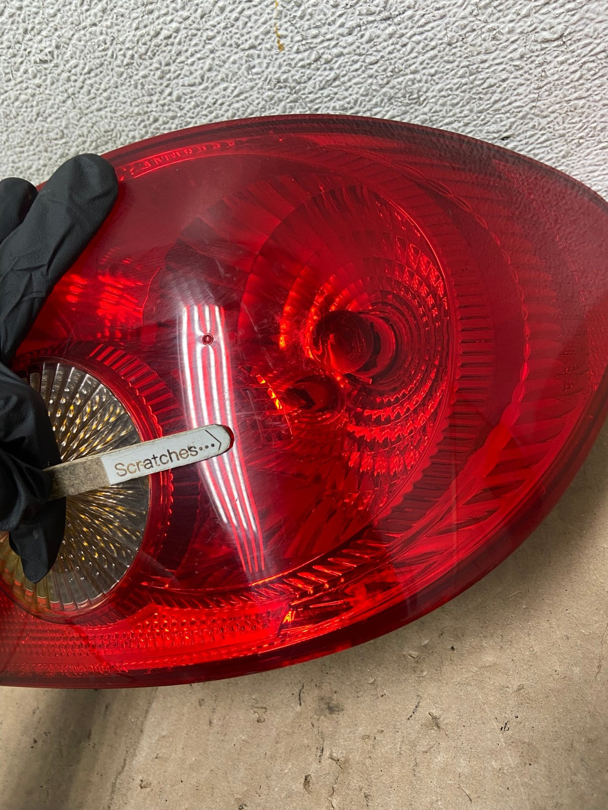 2005 - 2008 Toyota Corolla Right Passenger RH Side Tail light AG4846 LK3