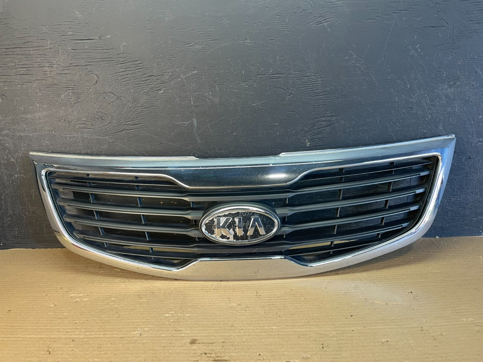 2011 to 2015 Kia Sportage Front Upper Grill Grille af3475 DG0