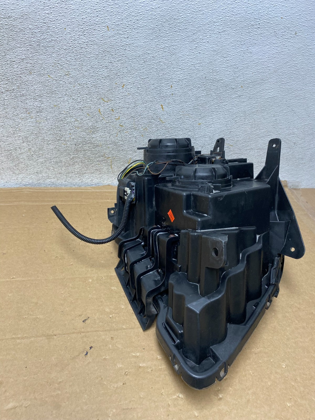 2010 to 2015 GMC Terrain Halogen Left Driver Lh Side Headlight AH8250 DW5
