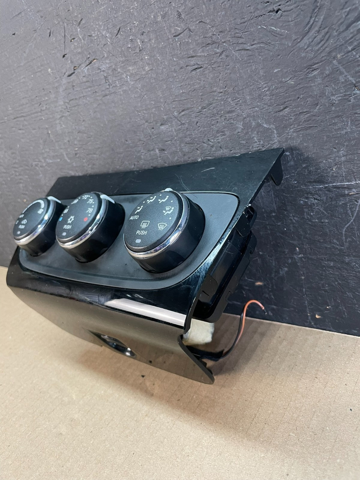 2011-2014 Chrysler 200 Heater AC Climate Switch Temperature Control AE3413 DG2