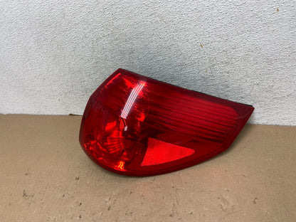 2006 - 2010 Toyota Sienna Right Passenger Side Tail Light AG4199 LK1