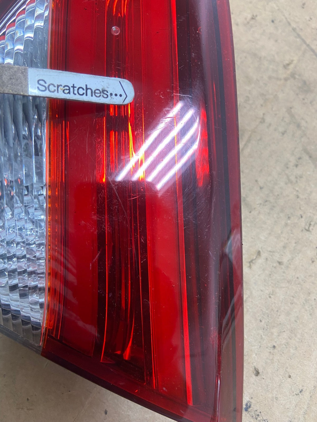2015 to 2017 Chrysler 200 Sedan Right Passenger Inner Tail Light AD5263 LK3