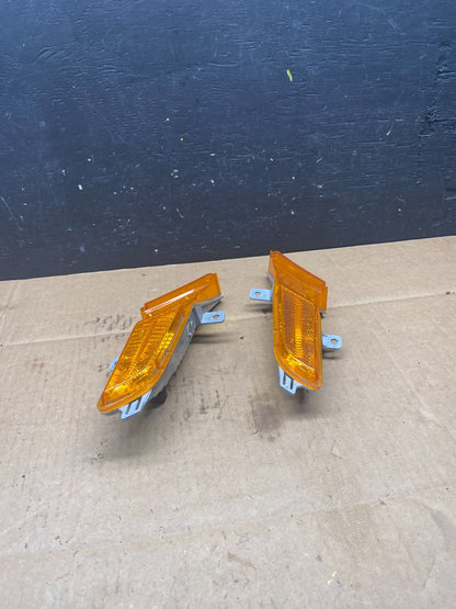2008 2009 2010 Porsche Cayenne Left+Right Set Marker Orange Turn Light O1304 DG3
