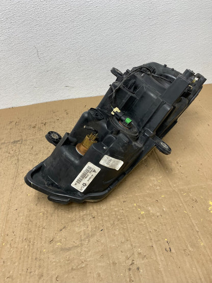 2008 to 2016 Chrysler Town and Country Left Driver Lh Side Headlight AC0168 DW5