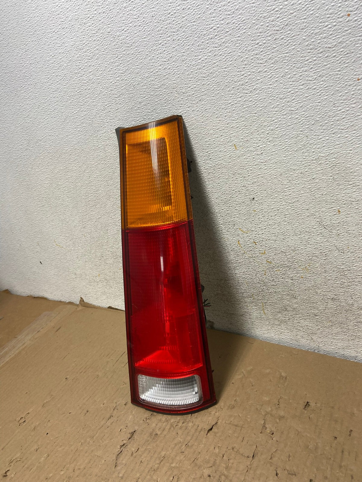 1997 1998 1999 2000 2001 Honda Crv Cr-v Right Passenger Tail Light AH2889 LK2