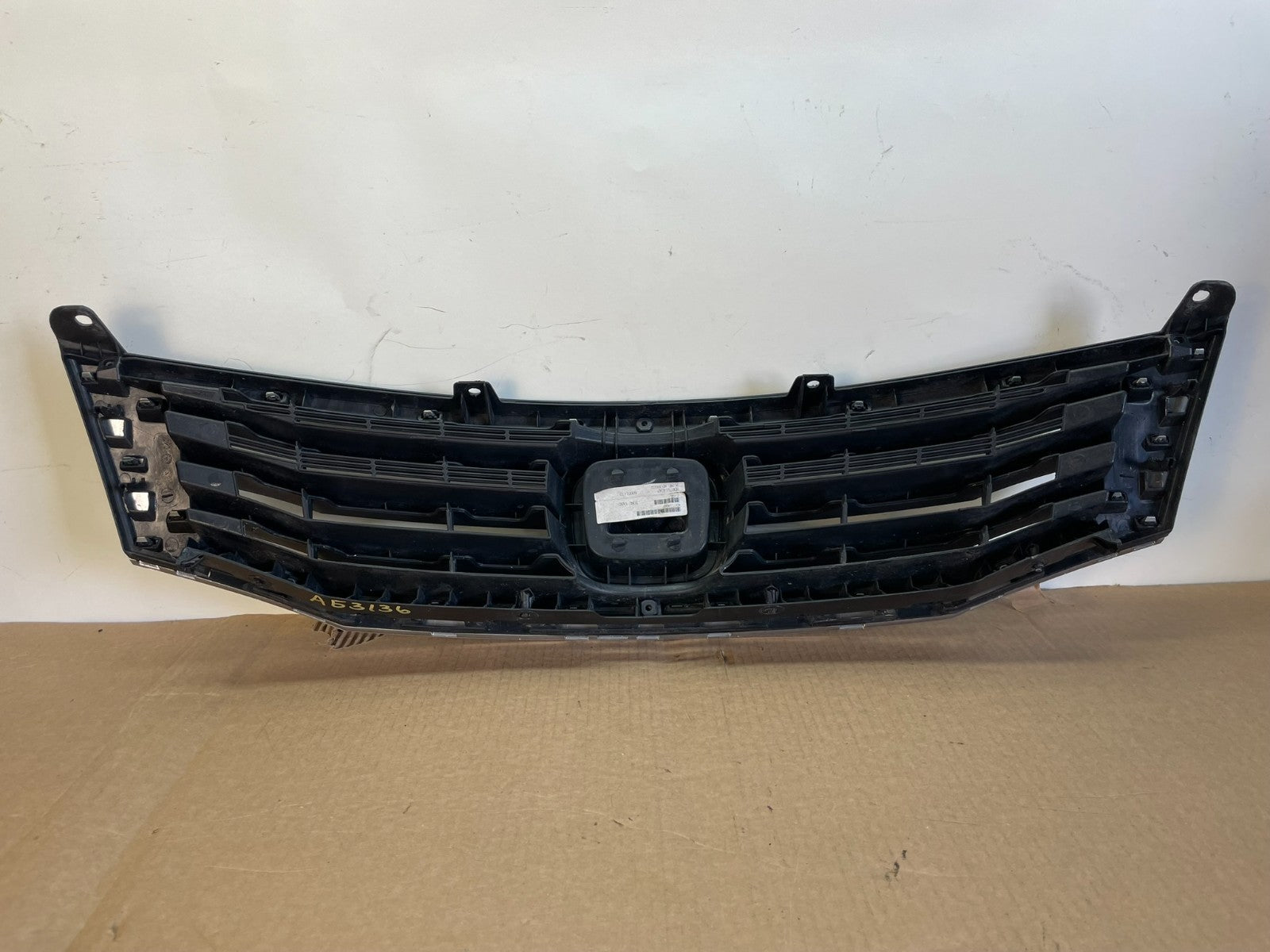 2008 2009 2010 Honda Accord Sedan Front Upper Grill Grille Aftermarket AG3136 DG4