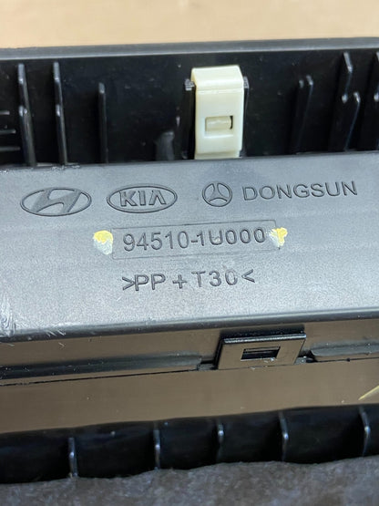 2011 to 2013 Kia Sorento Center Radio Climate Control Clock Trim AG5074 DG4