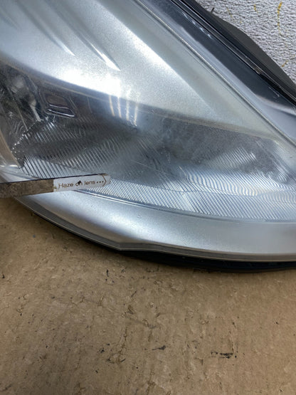 2013 - 2016 Ford Escape Headlight Right Passenger RH Side Halogen AI3599 DW4