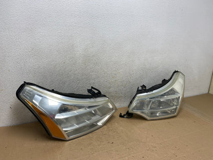 2008 2009 2010 2011 Ford Focus Left+Right Headlights Halogen AH9479 DW2