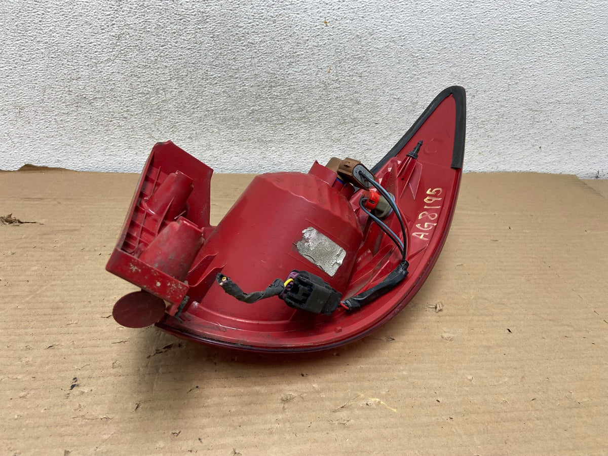 2009 2010 2011 2012 Chevrolet Traverse Left Driver LH Tail Light AG8195 LK6